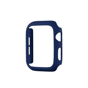Matte dunkelblaue Schutzhülle Detailansicht für Smartwatch, präzise Ausschnitte für Tasten.