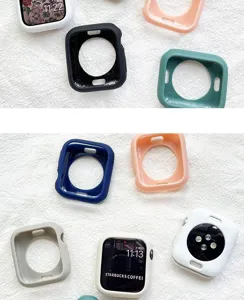 Detailansicht farbiger Silikon-Schutzhüllen für die Apple Watch im sauberen Flat-Lay-Design.