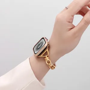 Luxus Metall Kettenarmband Detail für Apple Watch, elegantes goldenes Damen Armband.