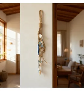 Suspension murale en corde de chanvre marine avec coquillages et étoiles de mer pour déco.