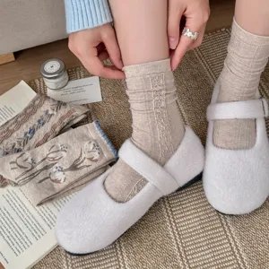 Chaussettes mi-mollet vintage pour femme, coton peigne beige style coreen chaussettes slouchy.