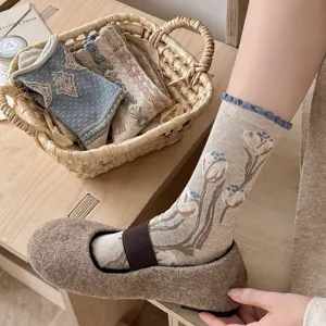 Chaussettes mi-hautes florales vintage pour femmes, chaussettes en coton rétro à poignets volantés.