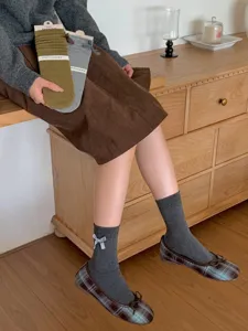 Calzini donna con fiocco autunno inverno coreano a costine JK graziosi e alla moda