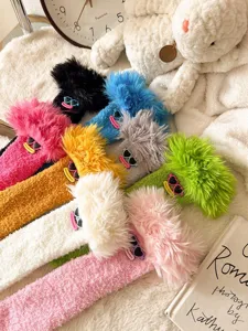 Chaussettes mignonnes en molleton de corail moelleux, chaussettes d'hiver douces pour femmes.