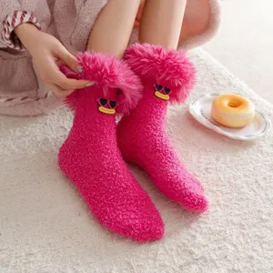 Chaussettes Slouch en Polaire Corail pour Femmes Mignonnes Japonaises Broderie Lunettes de Soleil Cartoon Épaisses Chaudes et Moelleuses Chaussettes de Sol Hiver