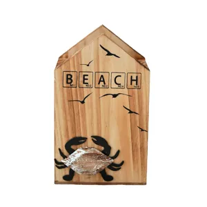 Mediterranean wooden pen holder with cute beach theme and crab decor for office desk.