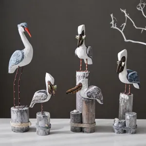 Mediterranean Wooden Seabird Figurine Vintage Handcrafted Carved Bird Statue Home Decor Tabletop Desk Ornament