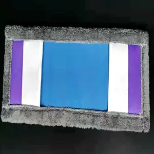 Grote vlakke mop vervangende doek hoes met microvezel rand en kleurrijke panelen.