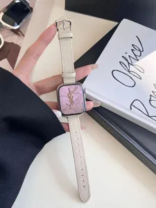 Cinturino in pelle con trama a croce di alta qualità compatibile con Apple Watch, morbido.
