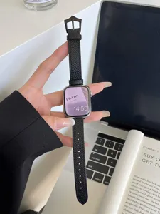 Cinturino per orologio in pelle Saffiano nera compatibile con Apple Watch, morbido.