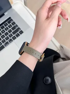 Cinturino per orologio in pelle vita sottile compatibile Apple Watch, design elegante e comodo.