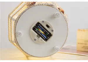 Mediterrane stijl LED nachtlampje detail weergave batterijvak en touw decoratie binnen