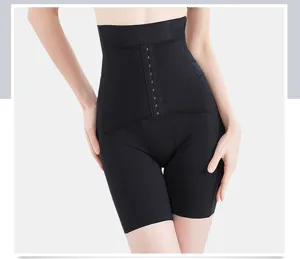 Detail der hochtaillierten Formungs-Shorts, vorderer Hakenverschluss, postpartale Unterwäsche.