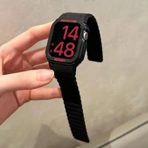 Cinturino sportivo in silicone resistente con custodia protettiva compatibile Apple Watch nero