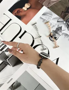 Edelstahl Metall Kette Uhrenarmband Armreif kompatibel mit Apple Watch im Luxusstil.