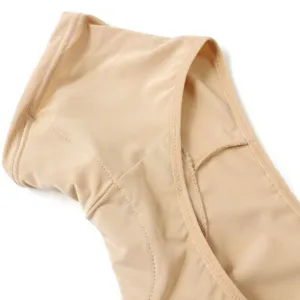 Gros plan du tissu de coussinet anti-transpiration, matière respirante et absorbante en détail.