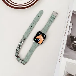 Elegantes Jeans und Metallketten Doppelwickel Uhrenarmband passend fuer Apple Watch.