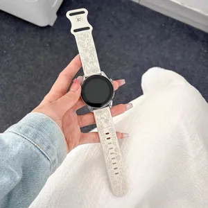 Cinturino per orologio floreale in silicone di ricambio compatibile smartwatch design rosa
