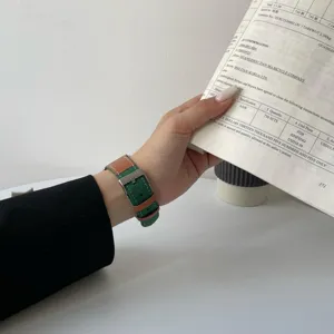 Farblich abblockendes Echtleder Uhrenarmband kompatibel mit Smartwatch, weiches Armband