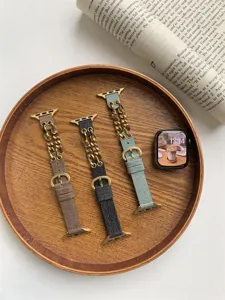 Denim Metallketten Uhrenarmband Detailansicht, kompatibel mit Apple Watch 41mm stylisches Accessoire.