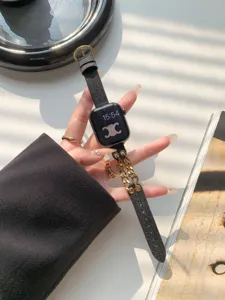 Dunkles Jeans-Armband mit Kette, stilvolles Ersatzarmband für Apple Watch Variante.