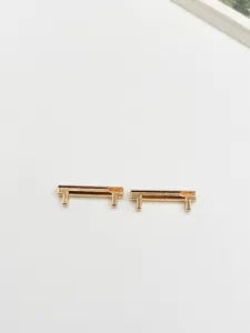 Premium gold alloy watch strap connector adapter for universal leather and metal mesh bands.