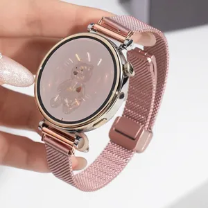 Roségold Smartwatch mit Edelstahl-Mesh-Armband und süßem 3D-Bärchen-Zifferblatt Detail