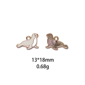 Joli pendentif charme en alliage émaillé phoque pour bracelets colliers DIY, 13x18mm, 0.68g.