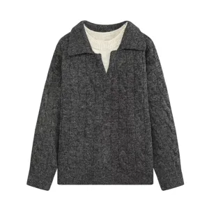 Close-up detail of the stylish women's contrast lapel knit sweater with ribbed inner layer.
