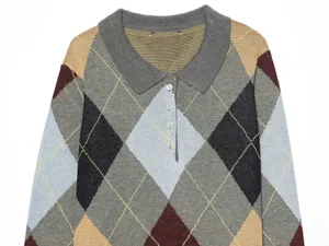 Suéter de punto para mujer con diseño clásico de rombos argyle y cuello tipo polo.