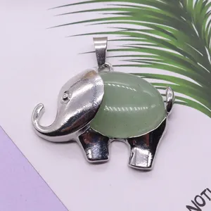 Colgante de elefante de aleación de piedra natural y gema verde accesorio de joyería DIY mujer.