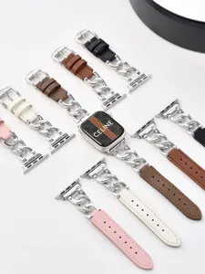 Detailansicht von Metallkette und Lederarmband kompatibel mit Apple Watch, stilvolles Design.