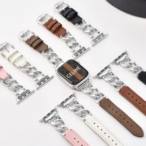 Metallkette und Leder Armband kompatibel mit Apple Watch, Detailansicht des Riemendesigns.