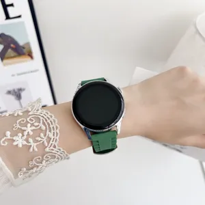Bracelet de rechange en silicone vert pour montre intelligente sport fitness et loisir.