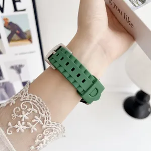 Bracelet de montre en silicone vert design bande de roulement pneu sport souple caoutchouc
