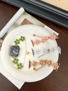 Metall Blumen Uhrenarmband Ersatz für Apple Watch, elegantes Harzblumen Design Zubehör.
