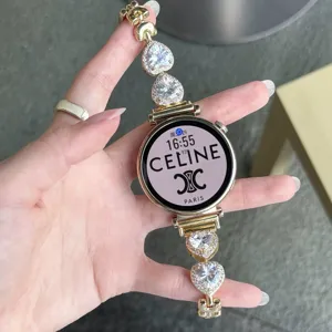 Bracelet de montre connectée en métal avec cœurs en cristal compatible Samsung Huawei