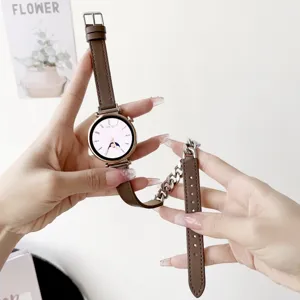 Cinturino per smartwatch in pelle e catena metallica a doppio giro compatibile con orologi donna.