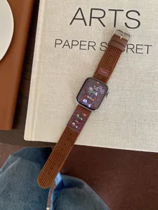 Weiches Kord Welpen Druck Ersatz Uhrenarmband passend fuer Apple Watch Serie Detail.