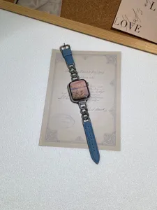 Stupendo cinturino per orologio in acciaio inossidabile e denim per Apple Watch.