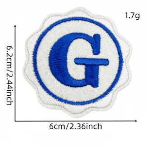 Toppa ricamata con lettera G blu e bianca, badge decorativo per laurea fai da te 6x6.2cm.