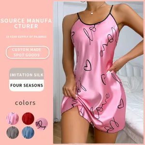 Damen sexy Satin Slip Nachtwäsche Sommer rückenfreie Spaghettiträger Schlafkleid mit Love Print