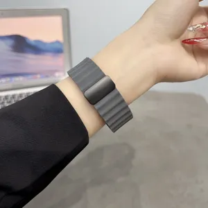 Silikon magnetisches Uhrenarmband Ersatzarmband kompatibel mit Smartwatch, dunkelgrau.