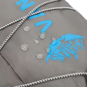 Ultraleichter Trailrunning-Rucksack wasserdichtes Gewebe Detail Hauptbild Ansicht.
