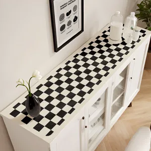 Tapis de meuble à carreaux noir et blanc chemin de table imperméable pour buffet commode