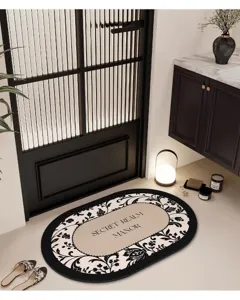 Ovale zwart-witte vloermat met een prachtig bloemenpatroon voor in de badkamer.