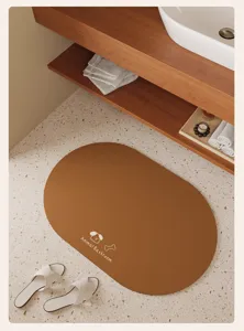 Tappetino da bagno ovale marrone, tappeto assorbente in terra di diatomee con stampa animale.