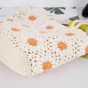 Crochet daisy pattern hollow cotton thread straw bag detail view beach casual style close up