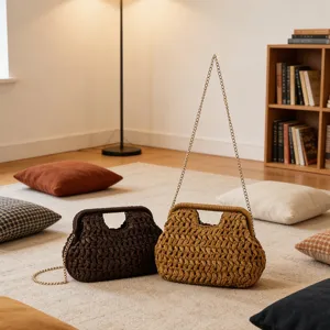 Woven paper straw handbag with chain strap, vintage casual retro beach shoulder bag