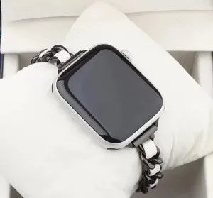 Cinturino in pelle e catena nero e bianco compatibile con apple watch stile chic elegante
